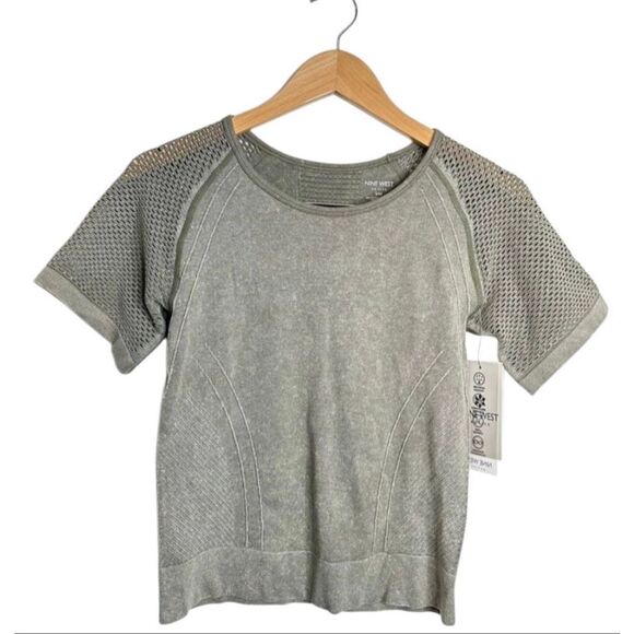 Nine West Active Wear Womens Short Sleeve Top Green Breathable Size S/M NWT - Picture 1 of 7